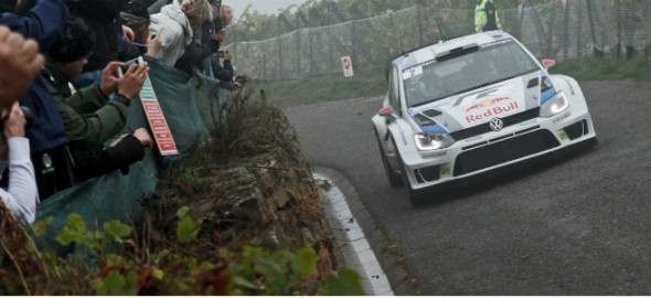 WRC: Μάχες υπό βροχή στη Γαλλία