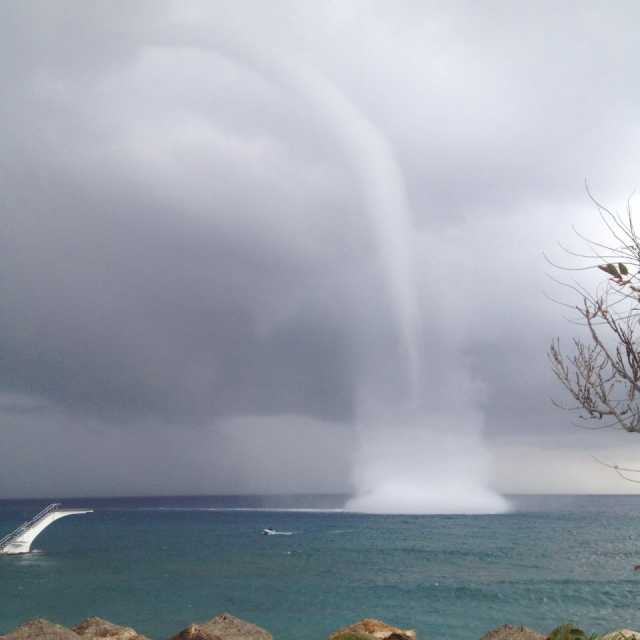 Ανεμοστρόβιλος στη Ρόδο
