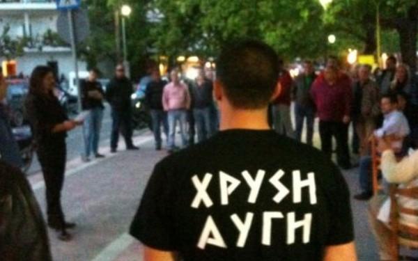 Μάρτυρας Δ’: Τα μπλουζάκια του Παναγιώταρου