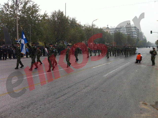 ΦΩΤΟ-Η παρέλαση στη Θεσσαλονίκη