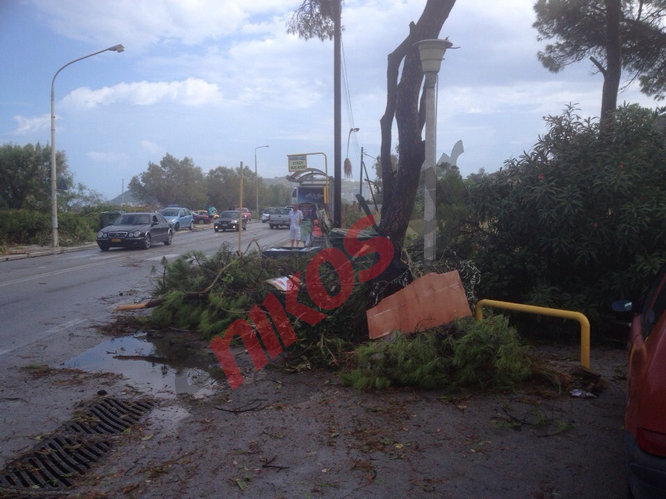 ΦΩΤΟ-Ζημιές από την καταιγίδα στη Ρόδο