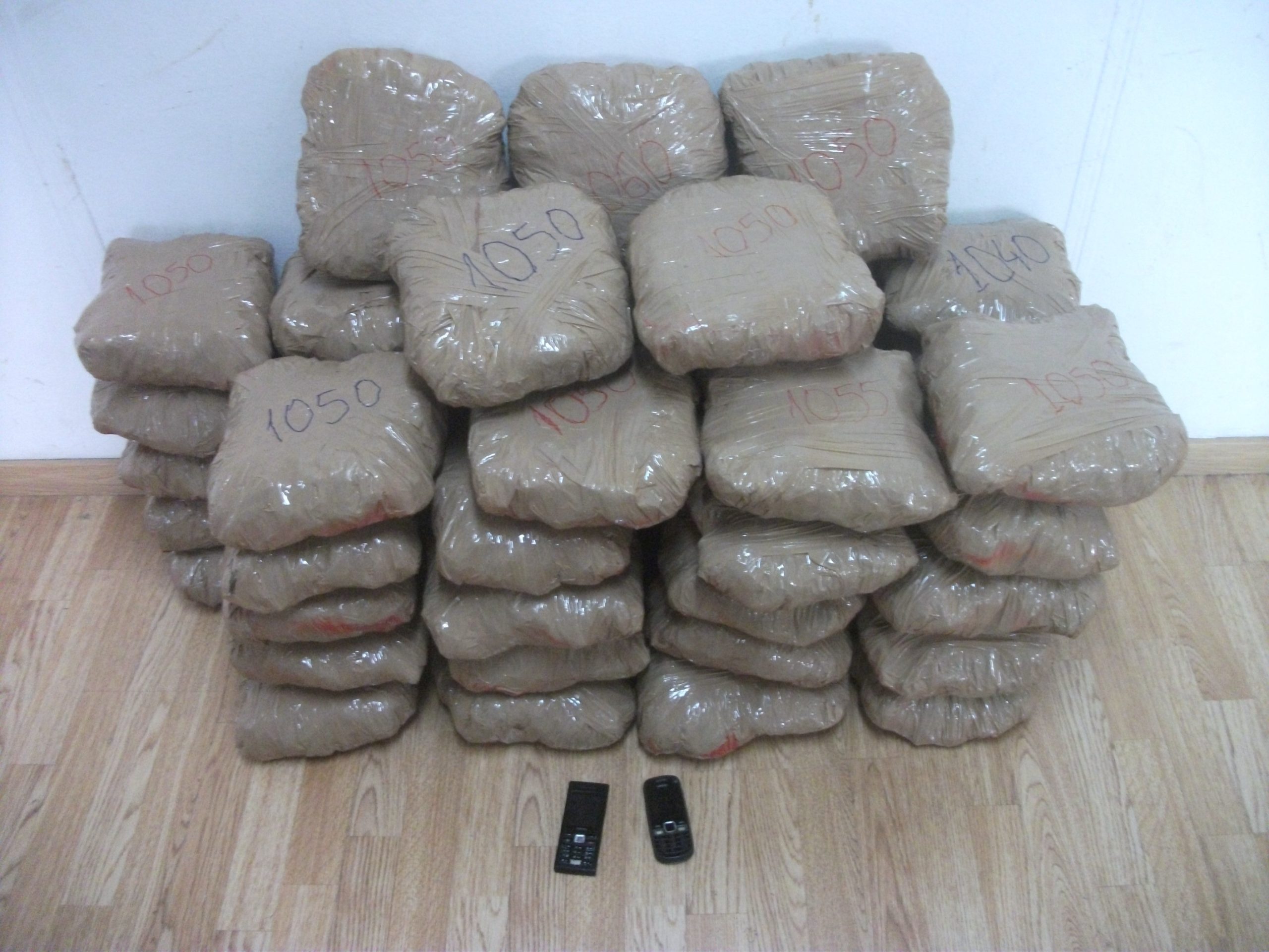 Αλβανός μετέφερε 52 κιλά χασίς