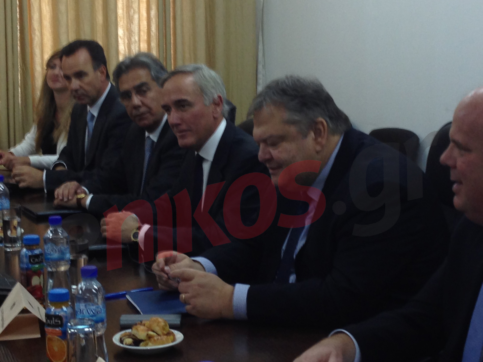 ΦΩΤΟ-Ο Βενιζέλος στην Ραμάλα