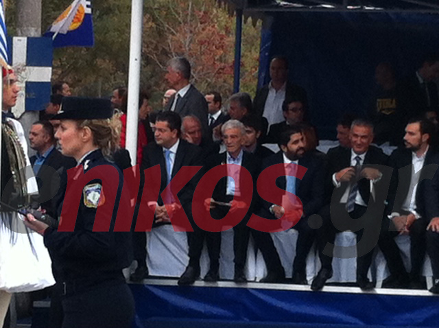 ΦΩΤΟ-O Τζιτζικώστας δίπλα στον Μπουτάρη