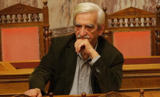 “Έφυγε” ο Αντώνης Καρράς