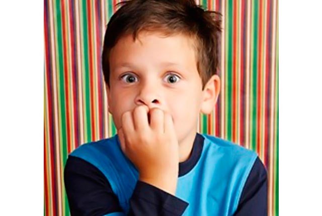 Τικ στα παιδιά: Ποια είναι τα πρώτα συμπτώματα;