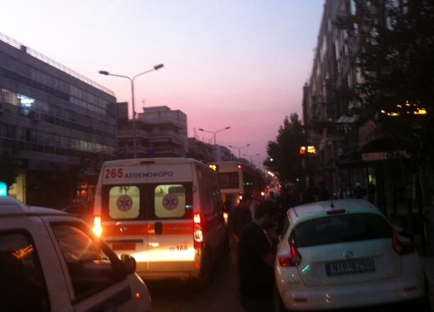 Μοτοσυκλετιστής παρέσυρε πεζό