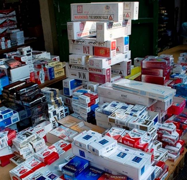 Διακινούσαν λαθραία τσιγάρα