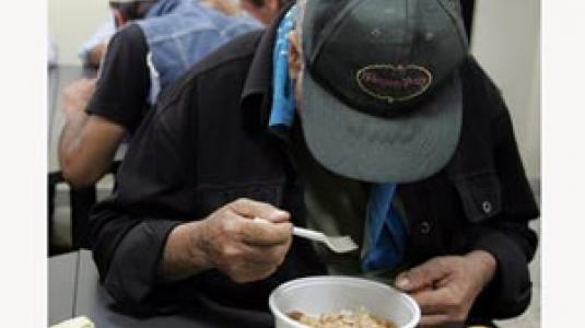 Τρόφιμα για άπορους