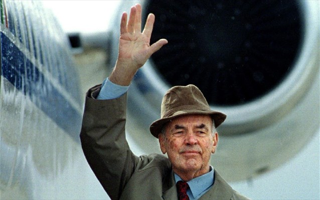 Αρνείται τον ενταφιασμό του ναζί