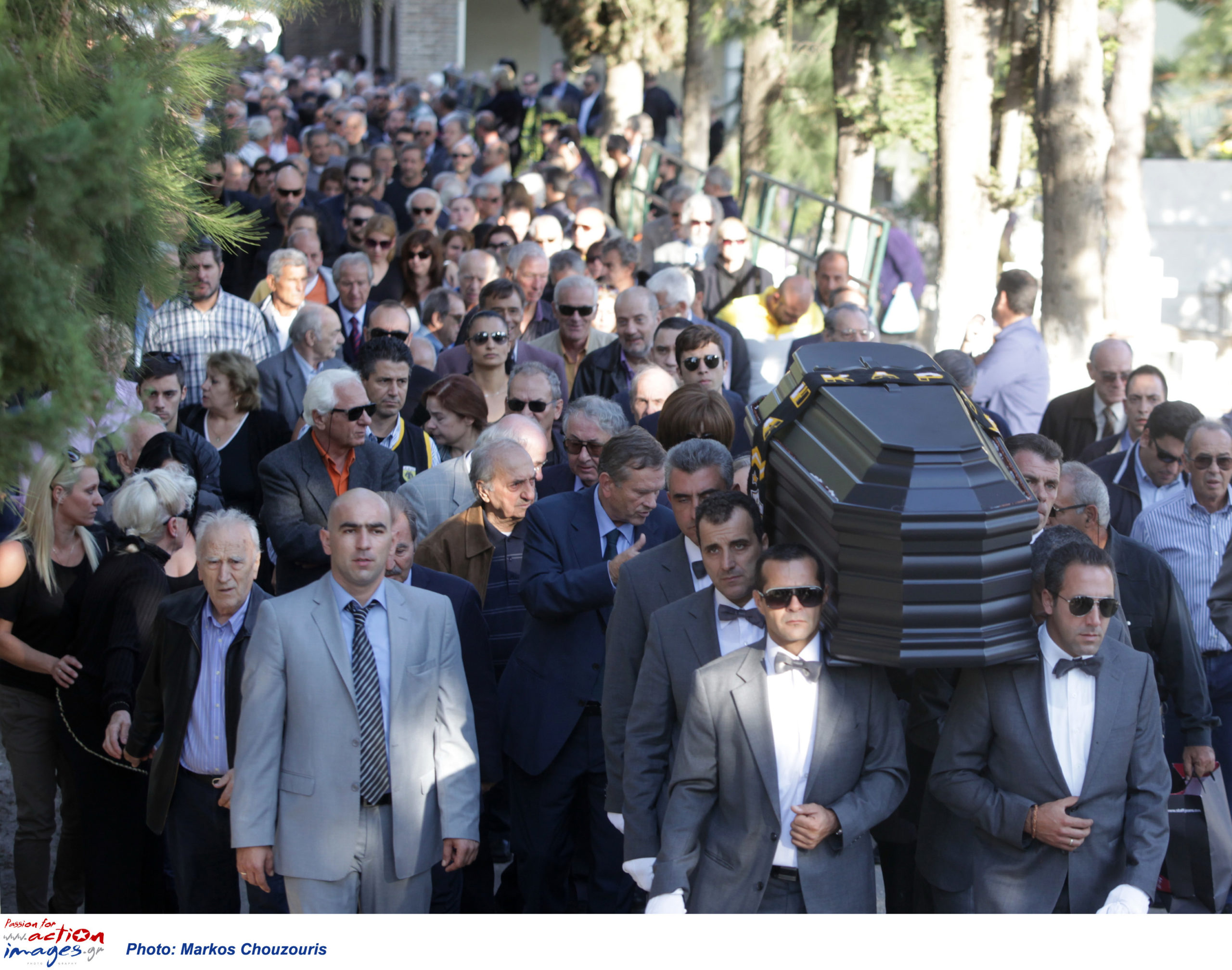 ΦΩΤΟ-Το τελευταίο αντίο στον Αμερικάνο