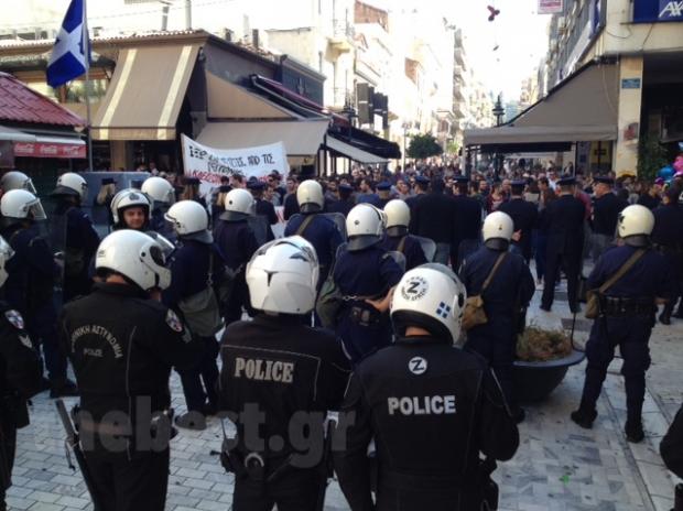 Πάτρα-ΜΑΤ εγκλώβισαν διαδηλωτές