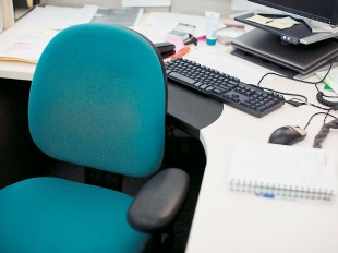 Μελέτη για τις ομαδικές απολύσεις