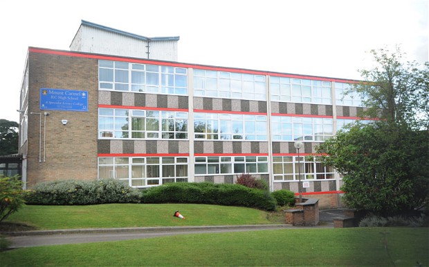 Εκτός σχολείου για τη …γενειάδα