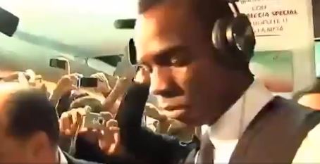 ΒΙΝΤΕΟ-Ο Μπαλοτέλι μιμείται τον Κασιδιάρη