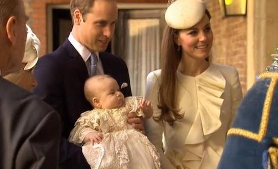 ΦΩΤΟ-Η βάφτιση του πρίγκιπα Γεώργιου