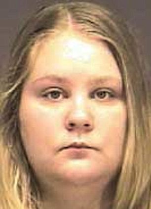 Βρεφονηπιοκόμος βίαζε βρέφος