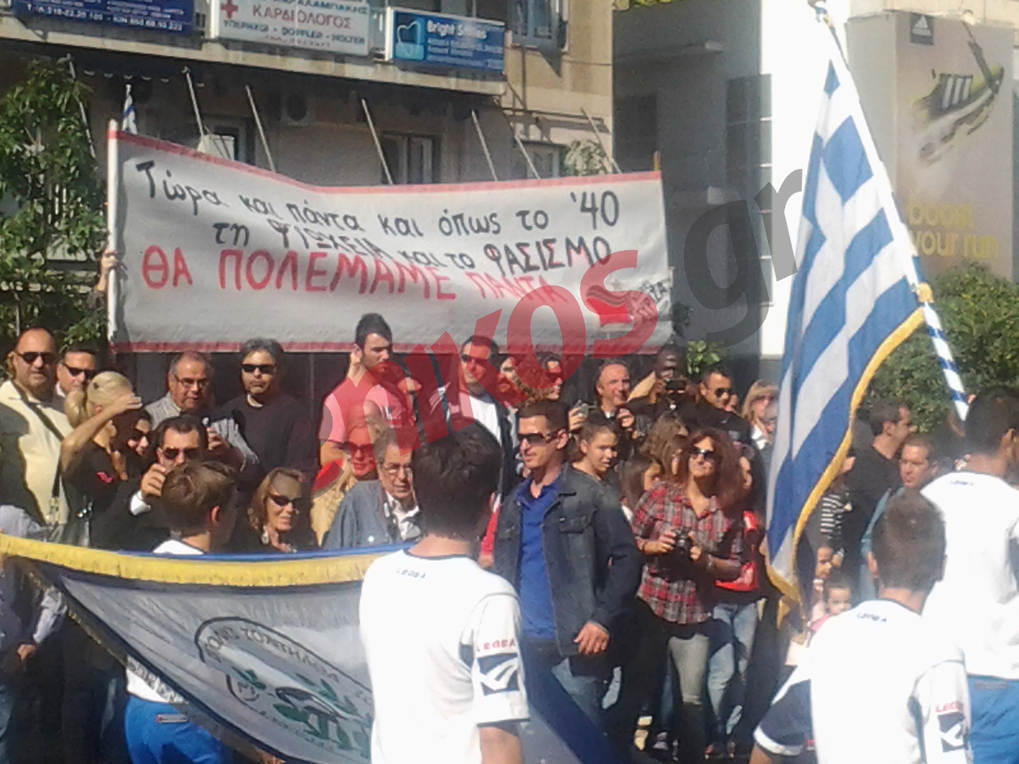 ΦΩΤΟ-Η παρέλαση στο Γαλάτσι