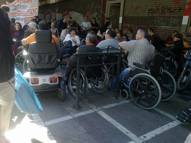 ΤΩΡΑ-Σε απεργιακό κλοιό το κέντρο της Αθήνας