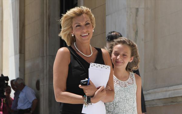 Η Καραμανλή για τις αντικειμενικές