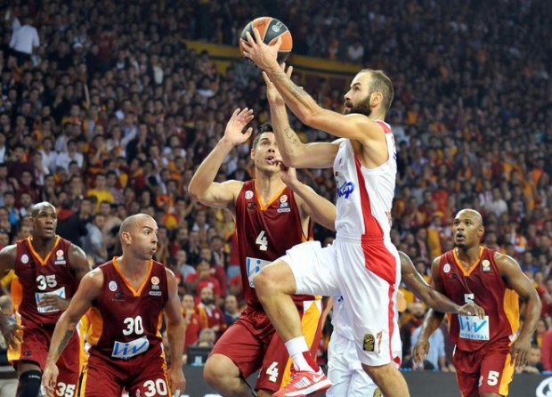 ΒΙΝΤΕΟ-Οι Τούρκοι υποκλίθηκαν στον Θρύλο