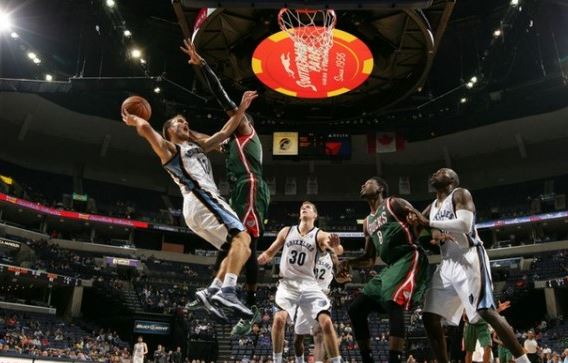 Καλάθης – Αντετοκούμπο 1-0