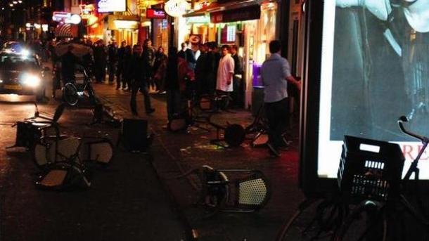 ΦΩΤΟ-Επεισόδια στο Άμστερνταμ