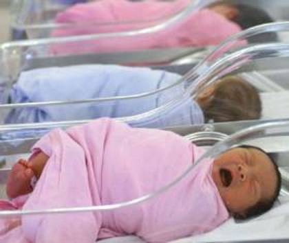 Δειγματίζουν βρέφη σαν… τάπερ