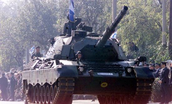 Κόντρα ΝΔ-ΠΑΣΟΚ για… τα τανκς