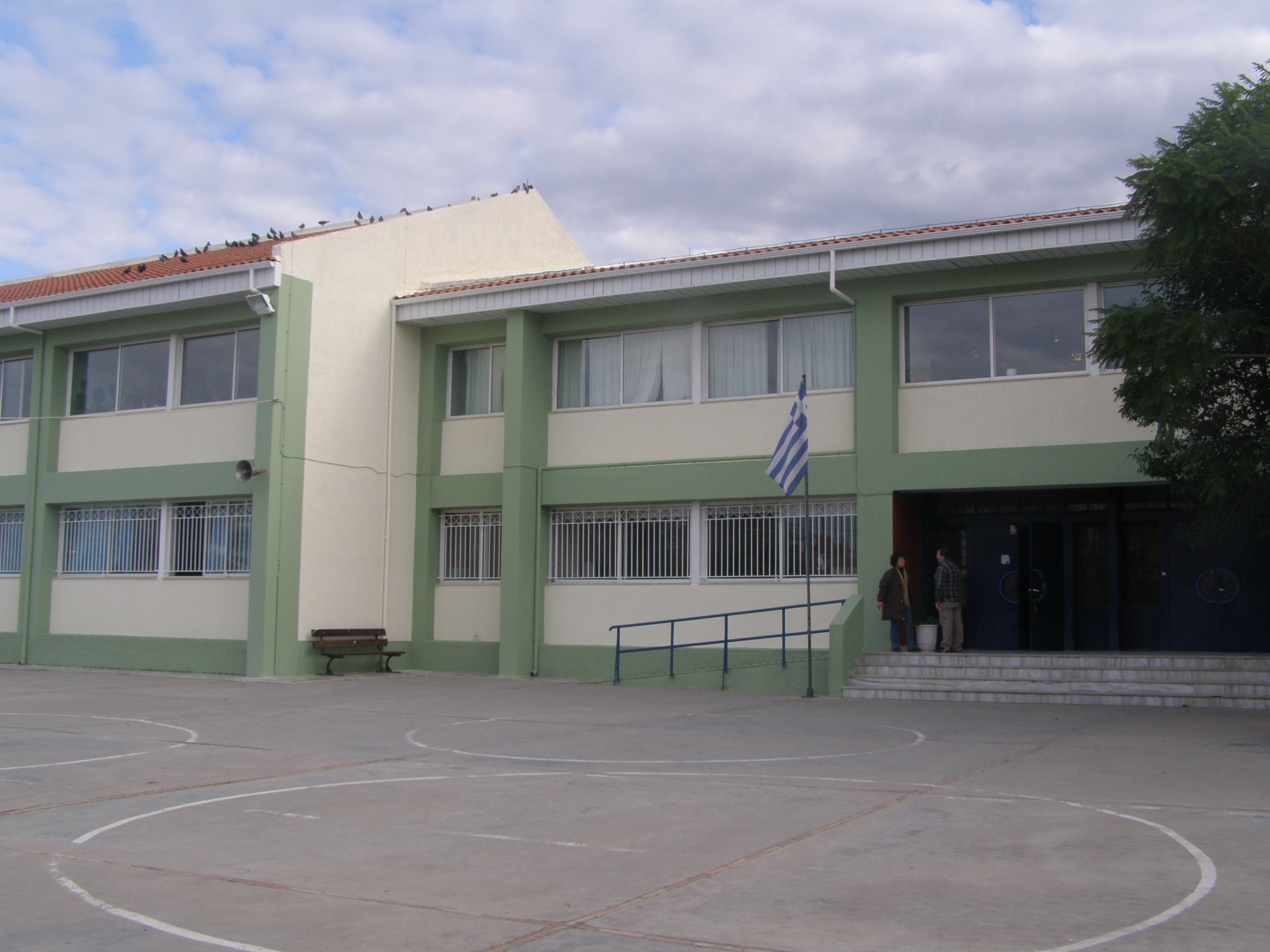 Mικρογεύματα σε 300 σχολεία