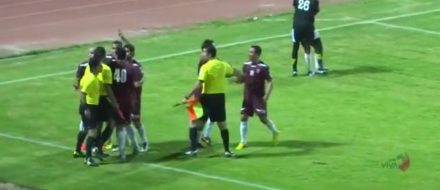 ΒΙΝΤΕΟ-Το αριστερό κροσέ του διαιτητή