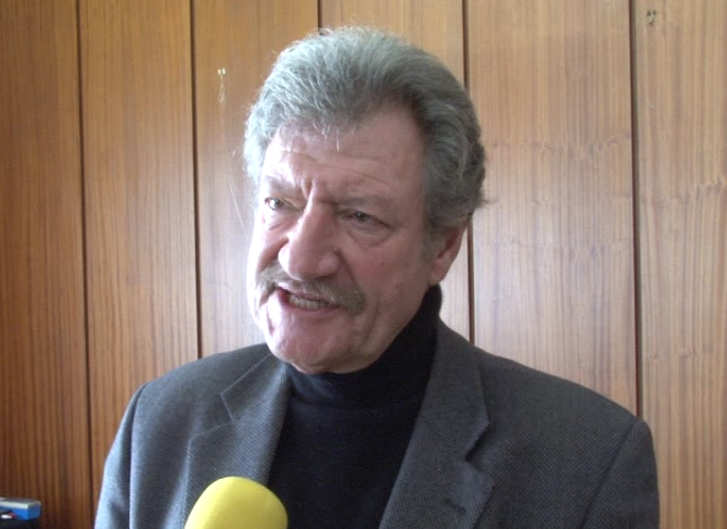 Μαρκάτος: “Ανίδεος ο Υπουργός…”