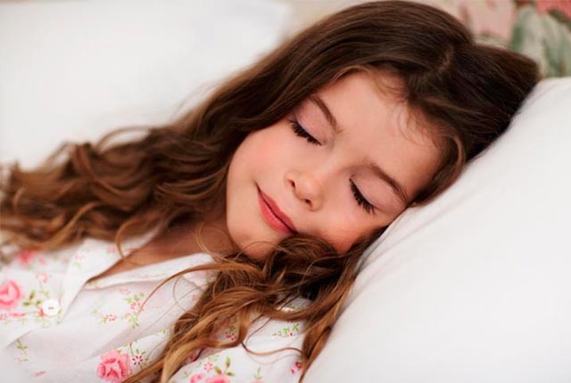 Τροφές για να κοιμούνται καλύτερα τα παιδιά