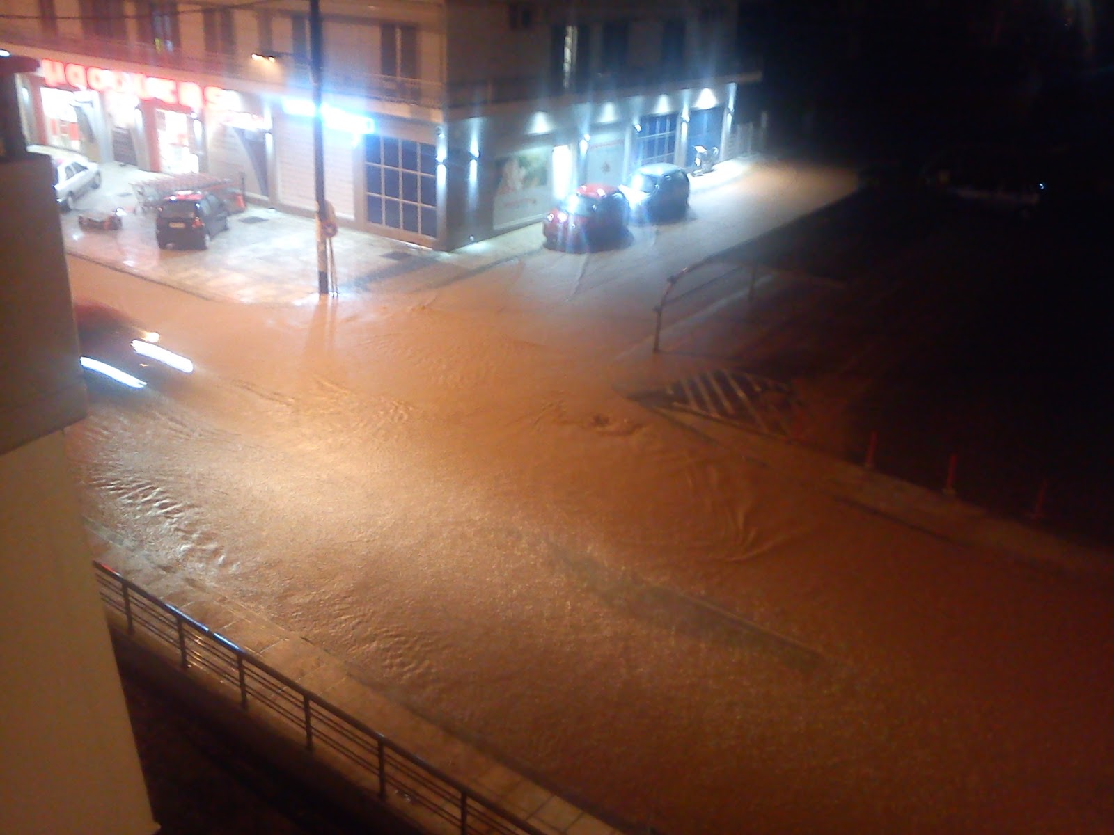 ΤΩΡΑ-Άνοιξαν οι ουρανοί!