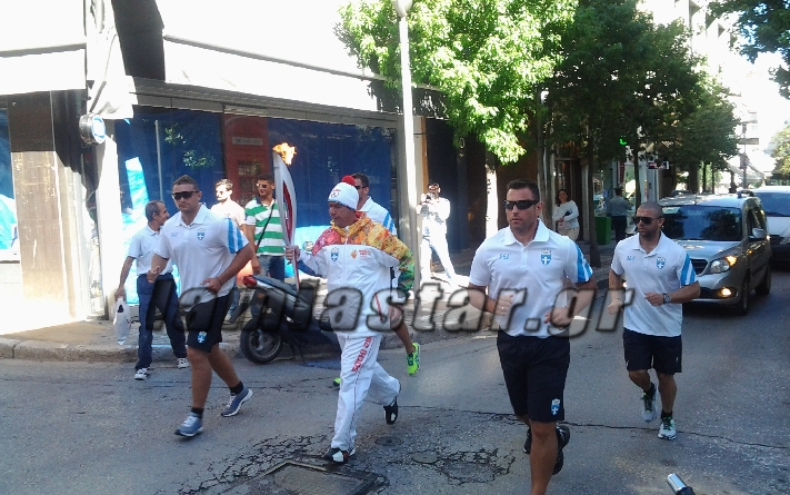 ΦΩΤΟ-Στη Λαμία η Ολυμπιακή Φλόγα