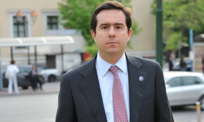 Μηταράκης: Η κυβέρνηση έχει κοινωνική νομιμοποίηση