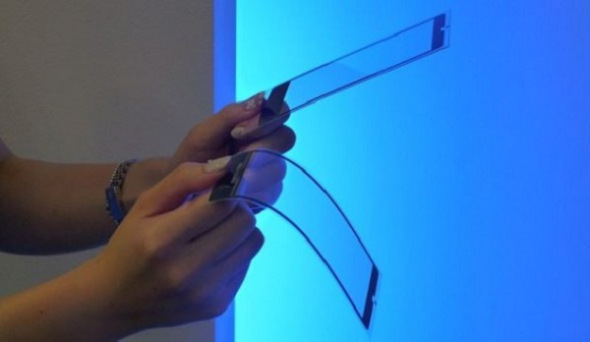 Οθόνη αφής πάχους μόλις 15μm