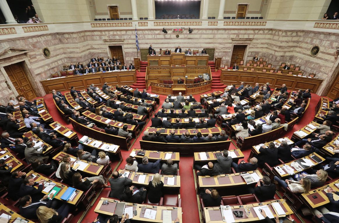 Κόντρα στη Βουλή για τον προϋπολογισμό