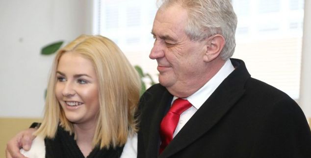 Σε πάρτι οργίων η κόρη Προέδρου