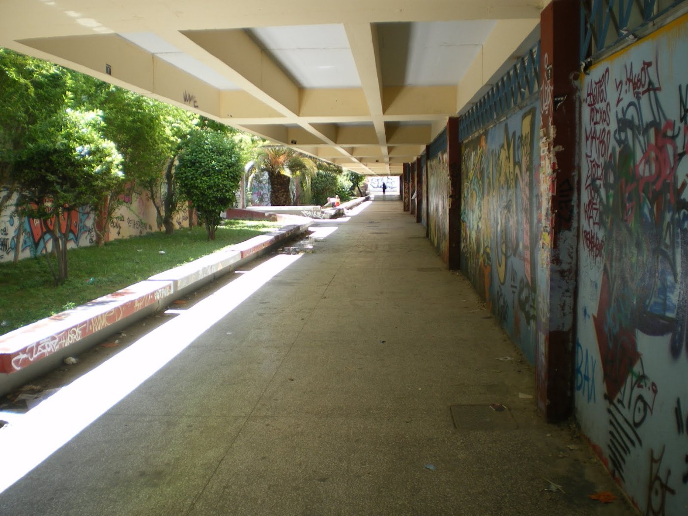 «Τα έσπασαν» στην Γκράβα