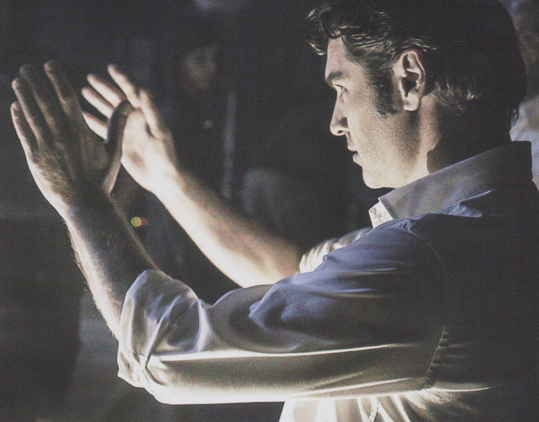 O Παπακαλιάτης σκηνοθετεί διαφημιστικό σποτ