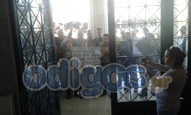 ΒΙΝΤΕΟ-Προπηλακισμός του δημάρχου Πύργου