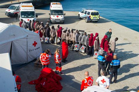 Ισπανία: Διάσωση 53 μεταναστών