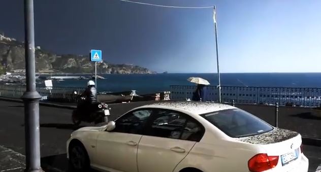 ΒΙΝΤΕΟ-Βροχή ηφαιστειακής στάχτης στη Σικελία