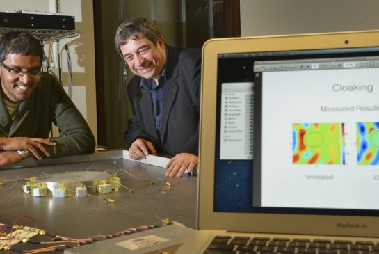 Αόρατο «μανδύα» έφτιαξε Έλληνας