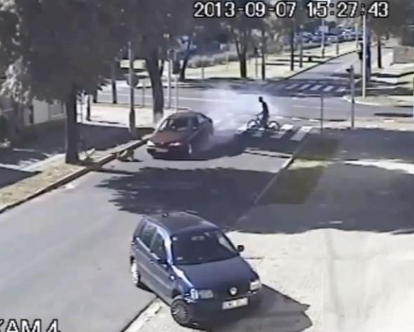 ΒΙΝΤΕΟ-Παραβάτης και ασυνείδητος