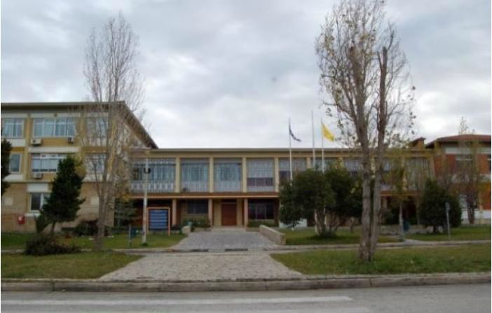 “Σώζονται” 78 διοικητικοί υπάλληλοι