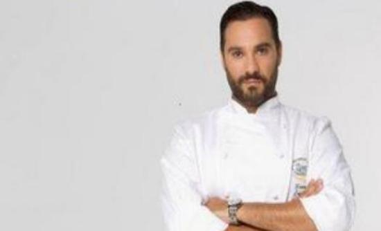 Ο «Dr. Cook» κάνει πρεμιέρα