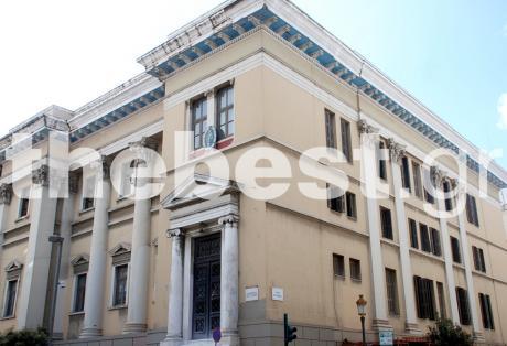 Πάτρα-Κατάληψη στα δικαστήρια