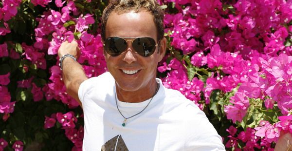 ΦΩΤΟ-Το μήνυμα του Γαβαλά φεύγοντας από τα δικαστήρια